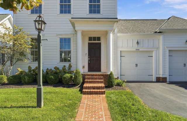 7816 Straits Lane Gallery 2