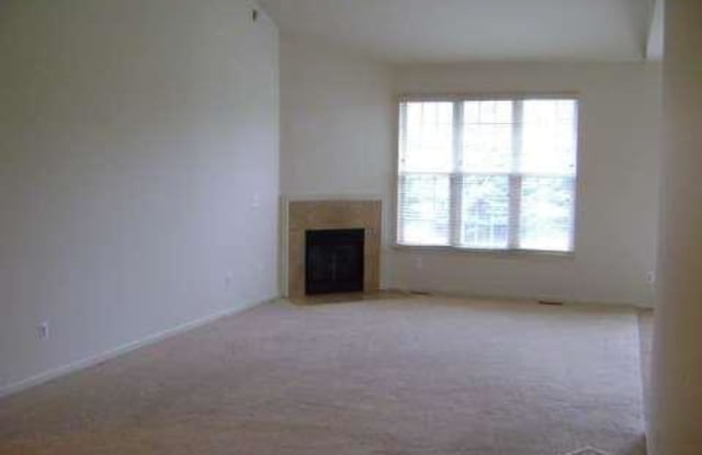44387 NOVA Drive Gallery 3