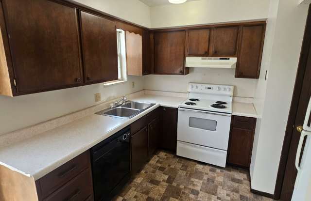 155 Elm Street photos photos