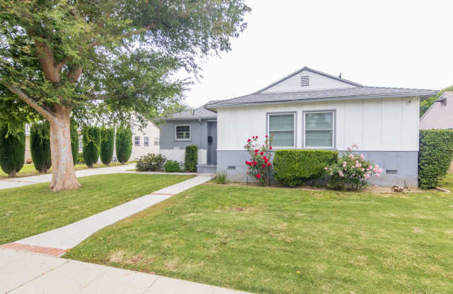 Charming single story home in heart of Reseda - 8129 Darby Avenue, Los Angeles, CA 91335