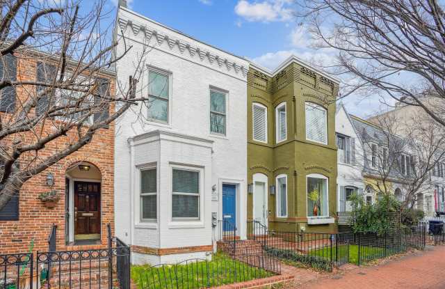2431 I Street Northwest - A photos photos