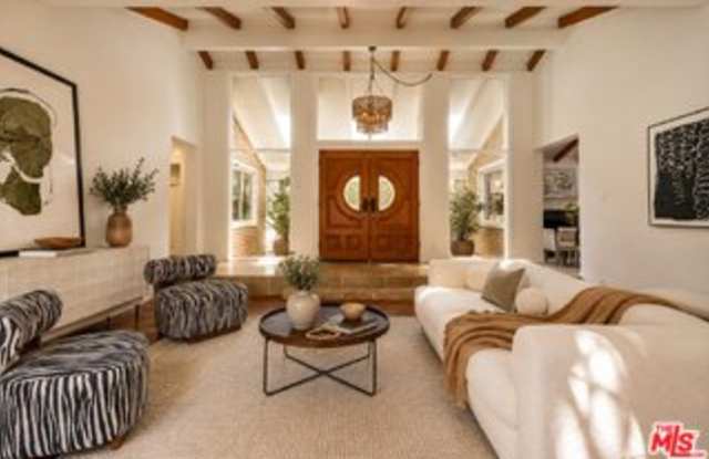 3160 Sepulveda Boulevard Gallery 2