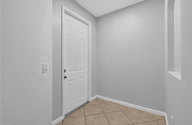 7032 Ambrosia Ln S Gallery 4