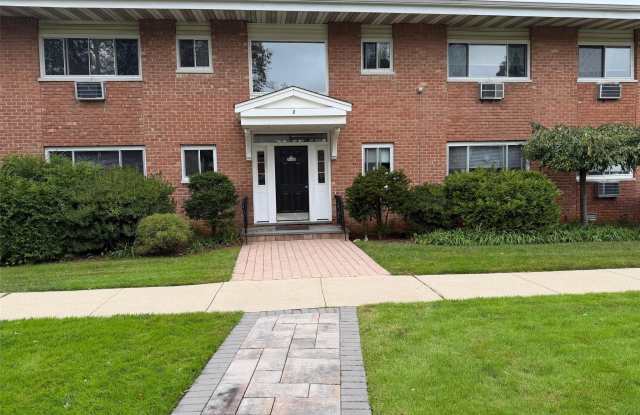 8 Wildwood gardens photos photos