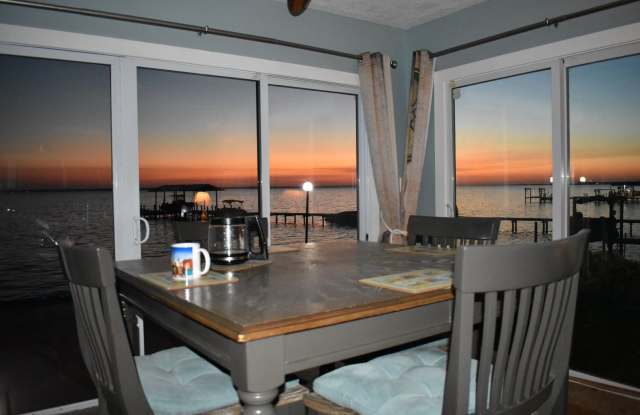 Waterfront Paradise - Fully Furnished Townhome - All Utilities Included photos photos