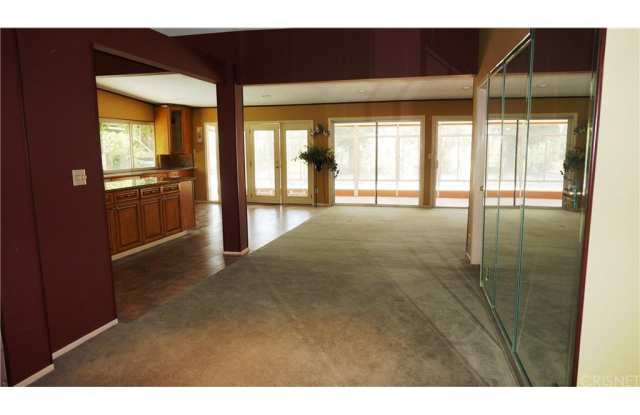 5643 Crinklaw Lane Gallery 4