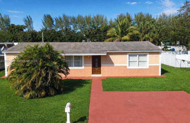 2411 NW 208th St photos photos