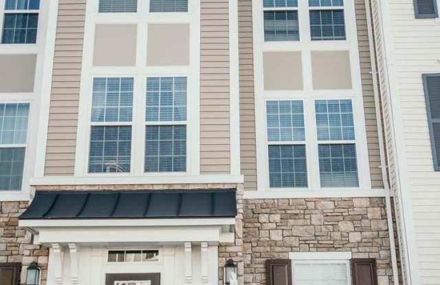 7454 RIDING MEADOW WAY photos photos