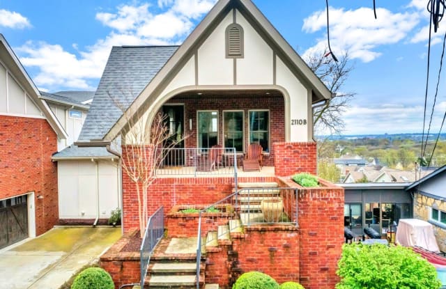 2210 B Eastwood Ave - 2210 B Street, Dyersburg, TN 38024