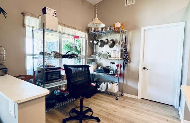 2065 Thistle Drive Gallery 4