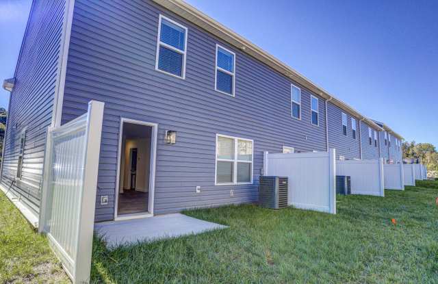 NEW CONSTRUCTION - 3 BDRMS, 2.5 BTHS, GARAGE, JONESBOROUGH TOWNHOUSE Gallery 3