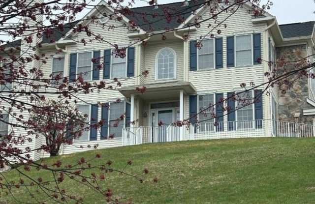 34 Winding Way photos photos