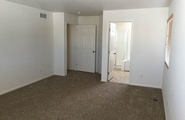 5126 Orleans Ct. Gallery 4