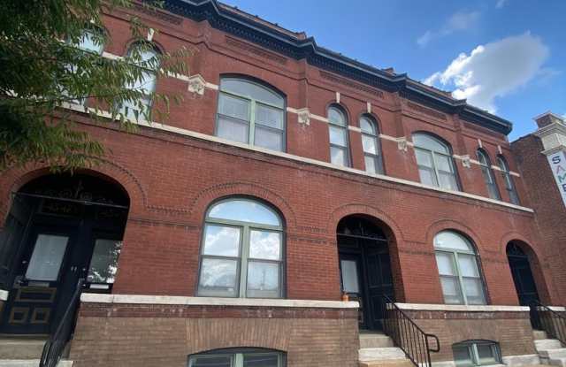 Beautiful 2 Bed 1 Bath in THE GROVE! photos photos Beautiful 2 Bed 1 Bath in THE GROVE! photos photos