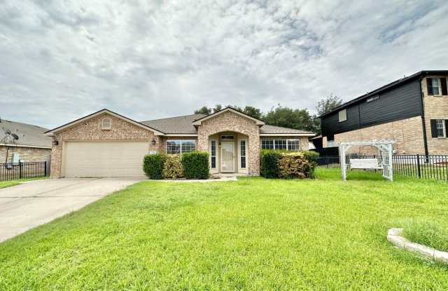 Viewable February 16th! Pets Accepted! photos photos