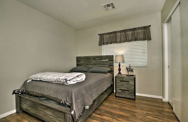 16606 W POST Drive Gallery 2