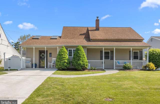 34 ROCKY POOL Lane - 34 Rocky Pool Lane, Levittown, PA 19055