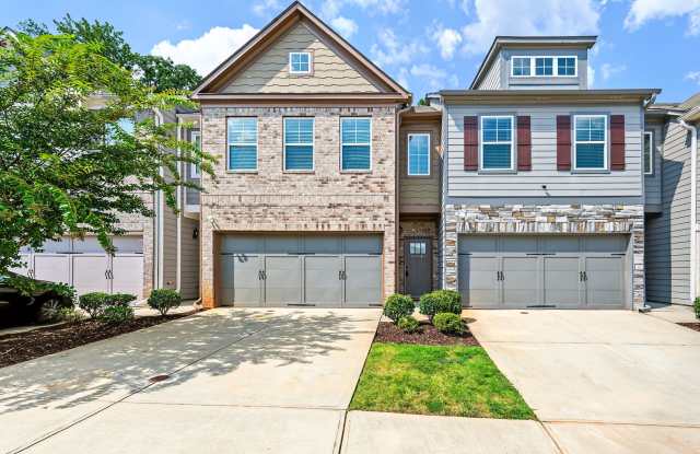 Modern 3BR Townhome with Dual Workspaces Near Stonecrest Gallery 1