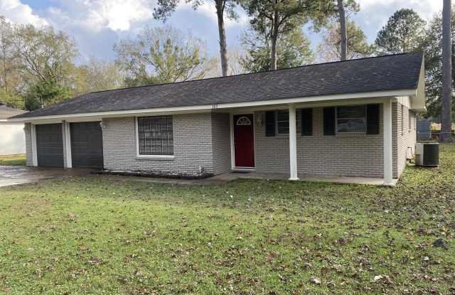 105 Green Briar - 105 Green Briar, Lumberton, TX 77657