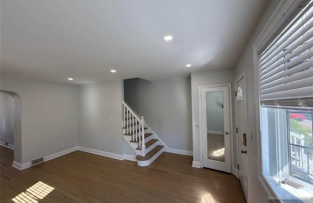 401 Gorge Road Gallery 2