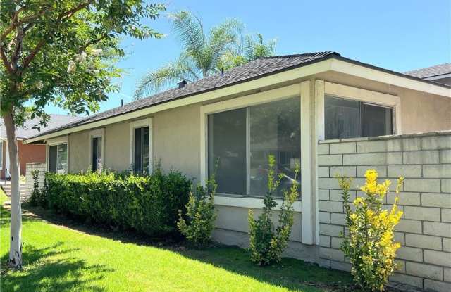 1316 E Fairgrove Avenue photos photos