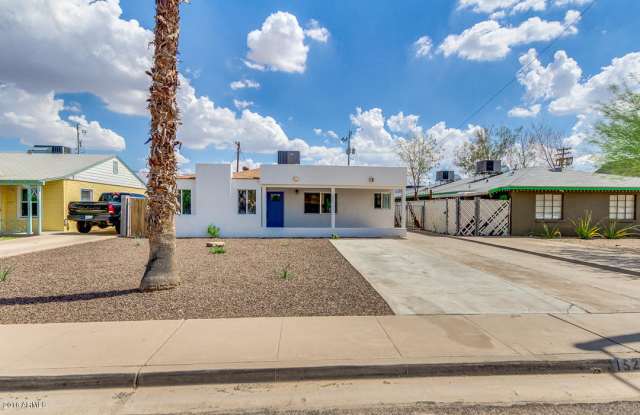 1525 E ALMERIA Road - 1525 East Almeria Road, Phoenix, AZ 85006