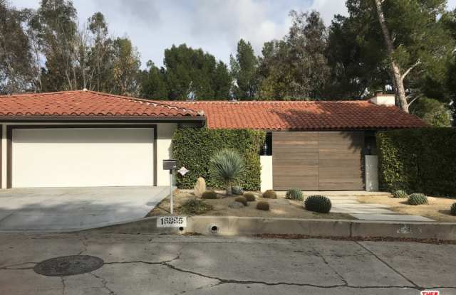 15355 Del Gado Dr - 15355 Del Gado Drive, Los Angeles, CA 91403