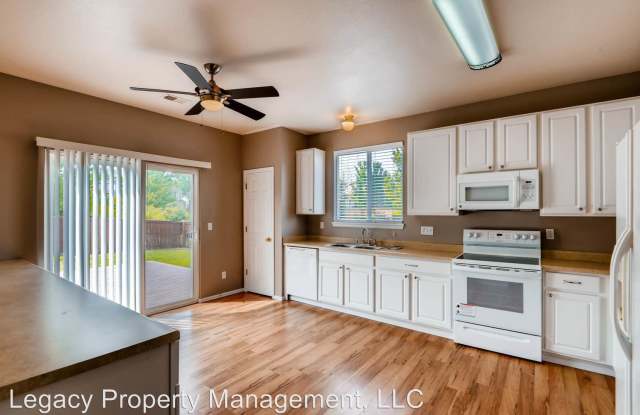 10003 Mackay Drive Gallery 4