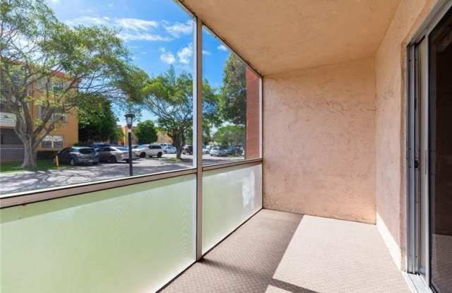 4324 NW 9TH Avenue Gallery 3
