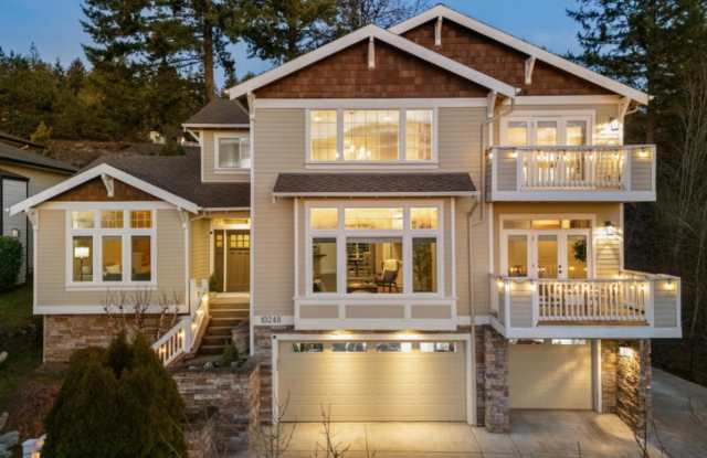 Spacious Happy Valley 4 Bedroom + Office Home with Valley Views, 3-Car Garage & Entertainer’s Backyard photos photos