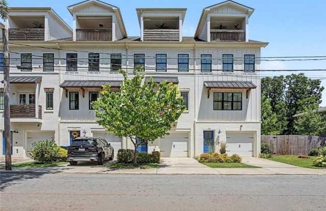 1196 Wylie Street SE Gallery 1