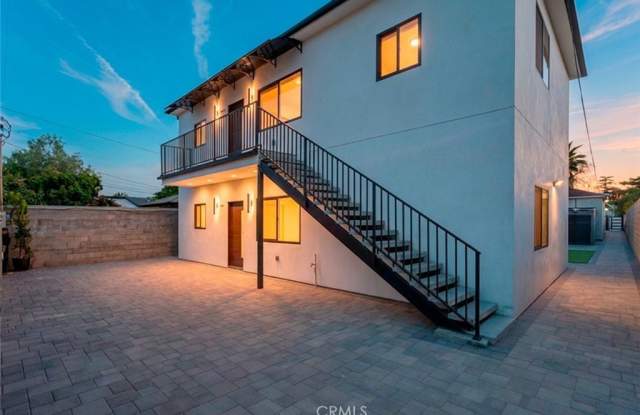 11120 Emelita Street photos photos