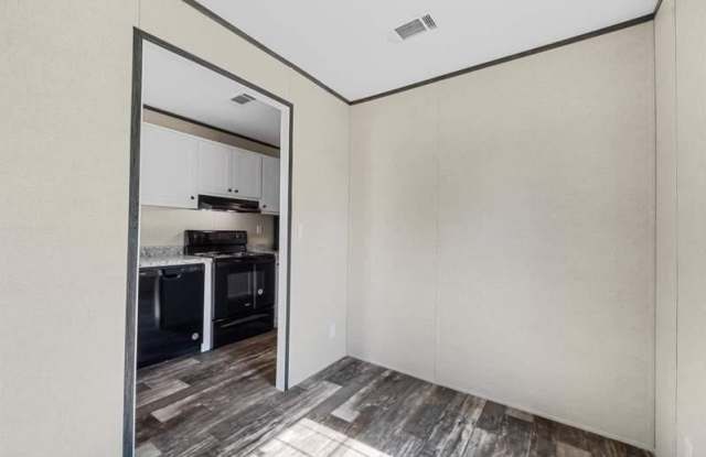 125 Southland Court Gallery 4