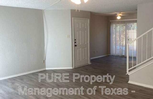 2415 Oak Manor Court - 2415 Oak Manor, Arlington, TX 76012