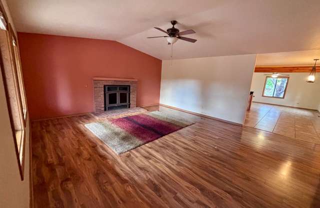 Unfurnished, 1-Year Long-Term Rental Gallery 3