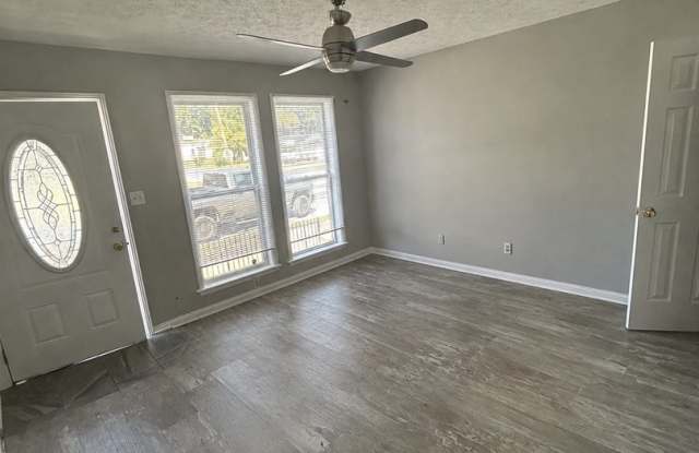 Spacious 3-Bedroom, 2-Bath Home Gallery 3