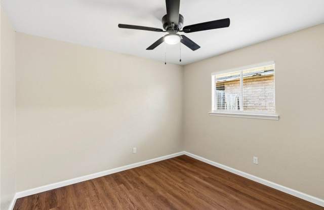 2317 Manitoba Drive Gallery 4