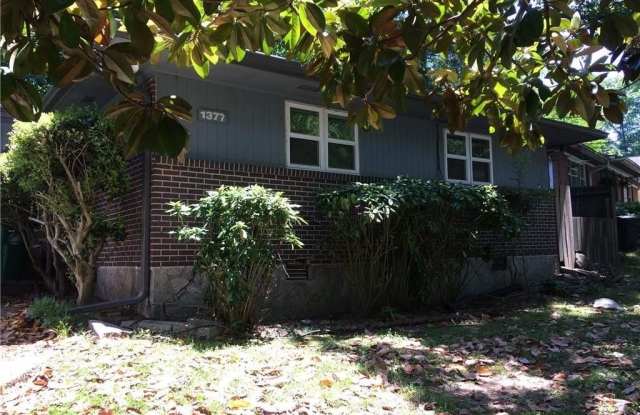 1377 Markan Drive NE photos photos