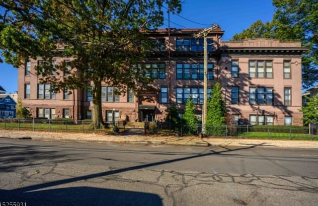 1470 Campbell St - 1470 Campbell Street, Rahway, NJ 07065
