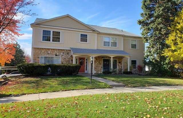 790 BLOOMFIELD VILLAGE Boulevard - 790 Bloomfield Village Boulevard, Auburn Hills, MI 48326