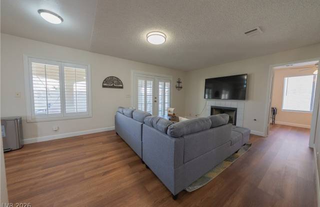 911 Saddle Horn Drive Gallery 4