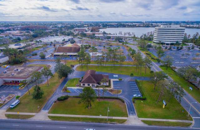 1800 West Oak Ridge Road - 1 Gallery 4