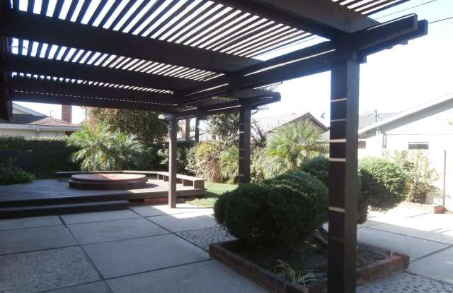 16351 Anita Lane Gallery 2