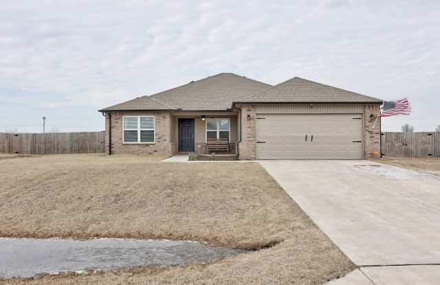 Spacious 4-Bedroom Home in Shawnee! photos photos