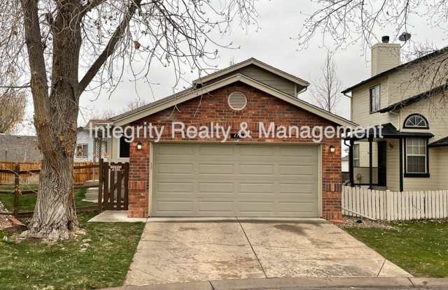 3 Bed/2 Bath, 1279 sqft - 475 Chiswick Circle photos photos