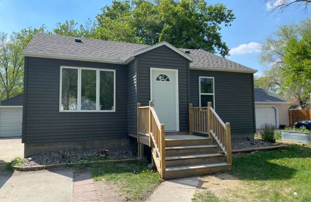 3 Bedroom Home in South Fargo!! - 1309 15th Street South, Fargo, ND 58103 3 Bedroom Home in South Fargo!! - 1309 15th Street South, Fargo, ND 58103