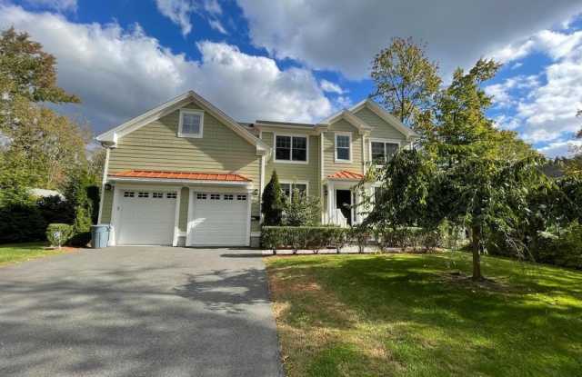 259-261 MT LUCAS photos photos