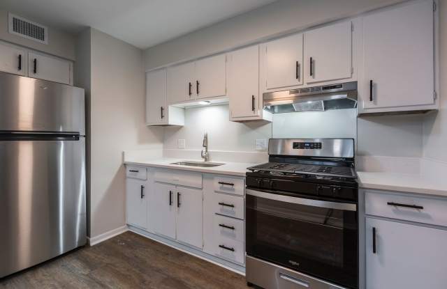 3833 Cuming photos photos 3833 Cuming photos photos