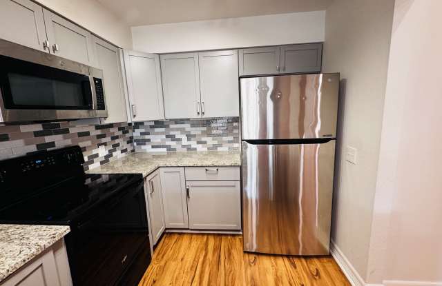 6320 East 89th Place Gallery 4