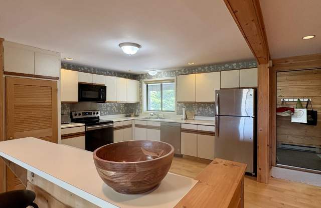 39 Sage Hill Road Gallery 4